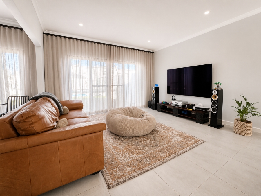 4 Bedroom Property for Sale in Sandown Western Cape